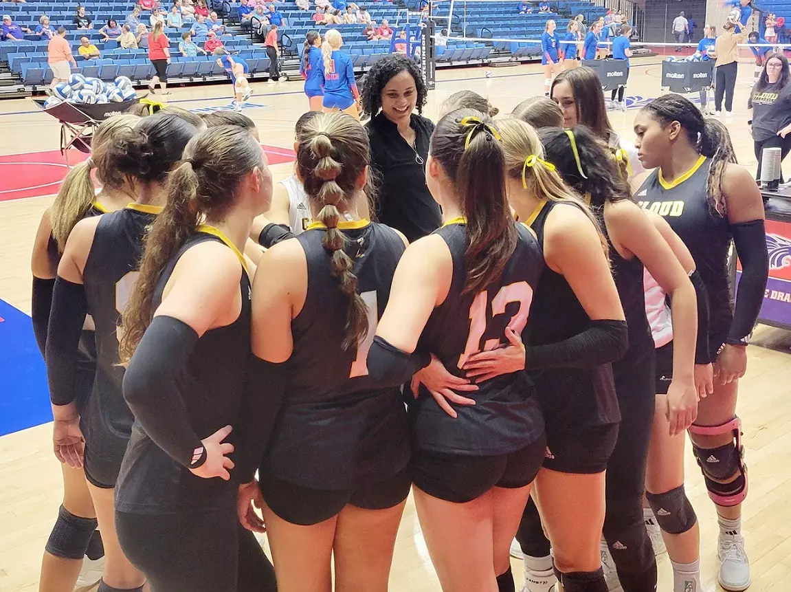 A Photo of the Cloud County Community College volleyball team