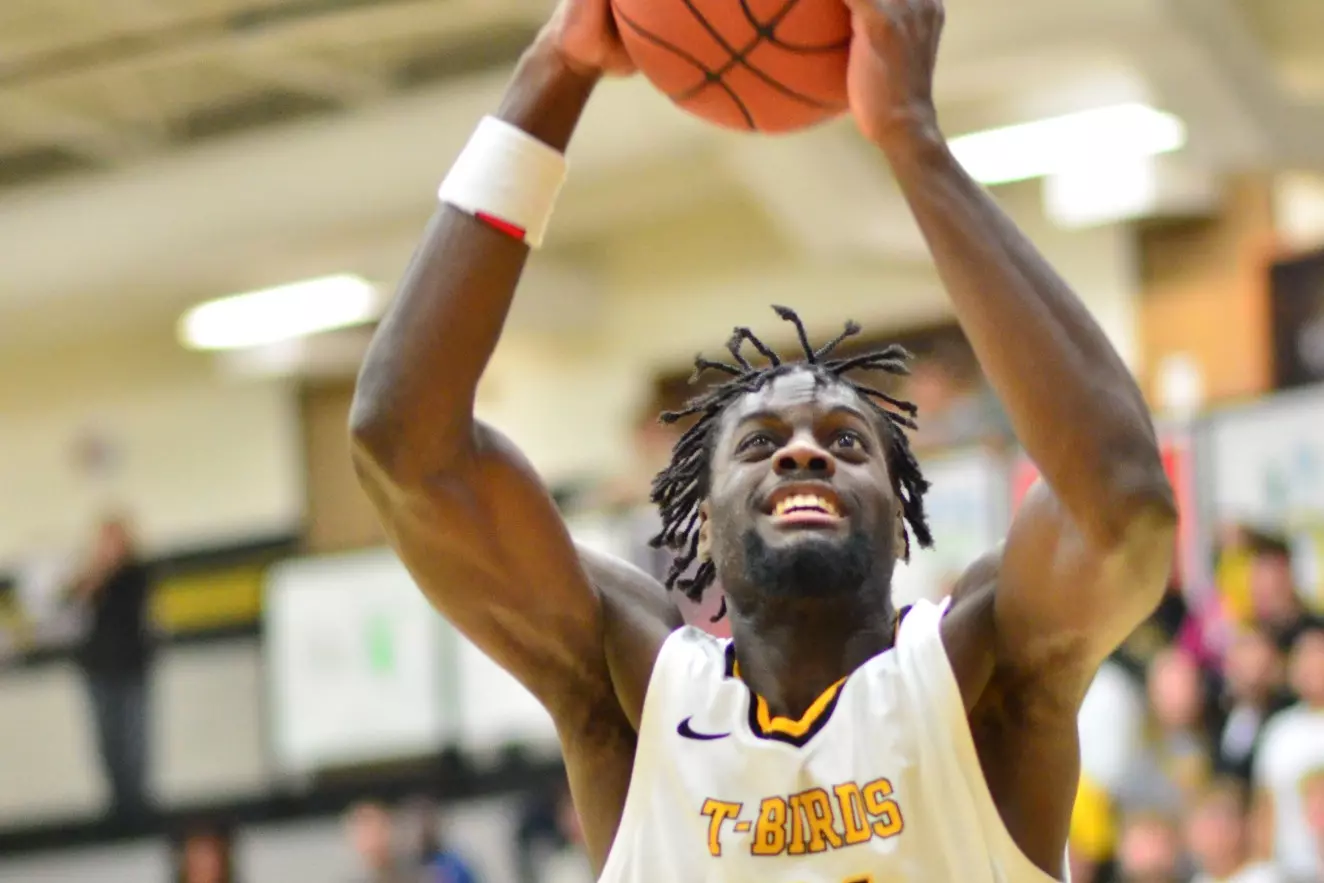 Elidjah Savane Scoring vs Seward County - 2025