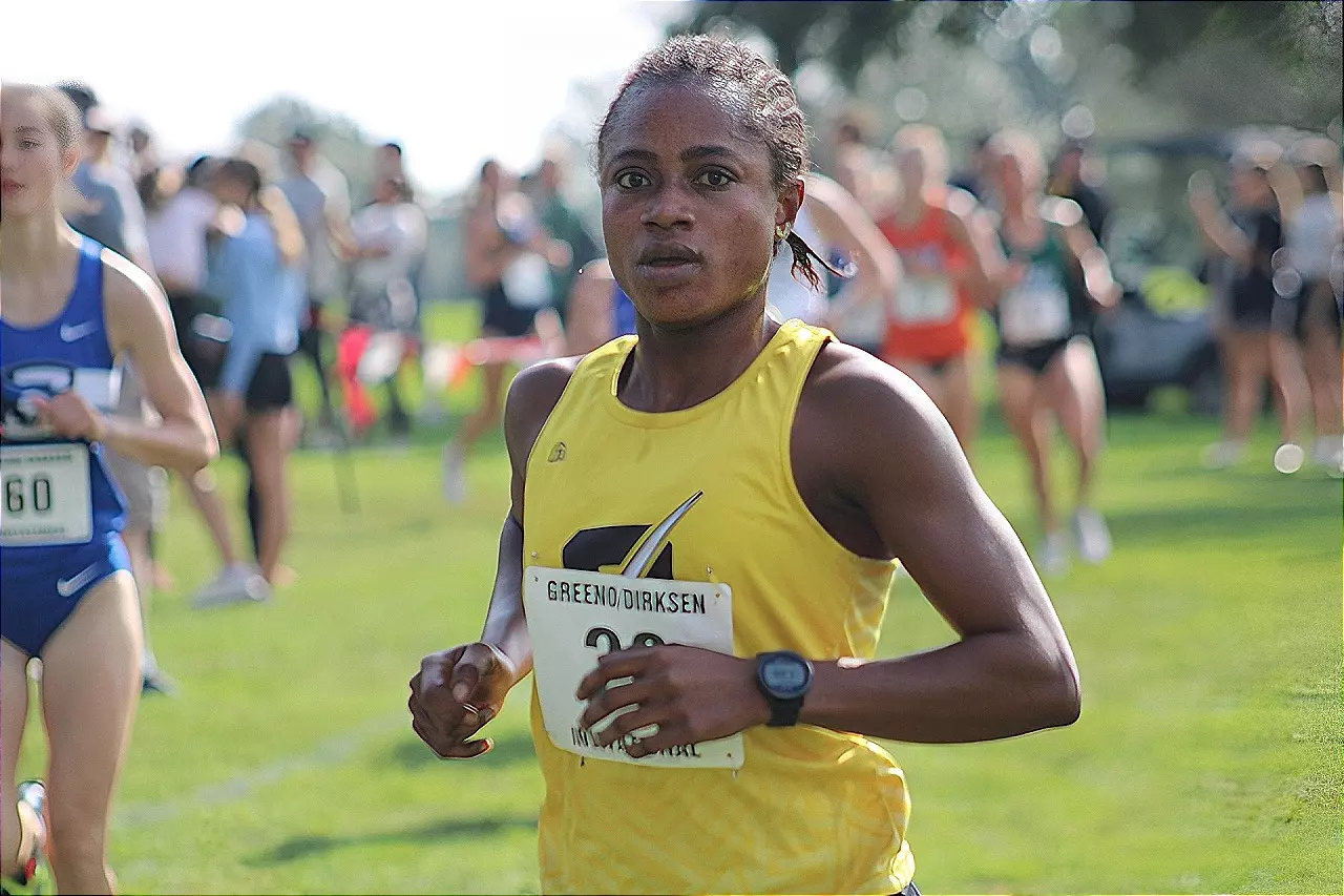 Mercy Angaamchaab Running at Woody Greeno/Jay Dirksen Invitational