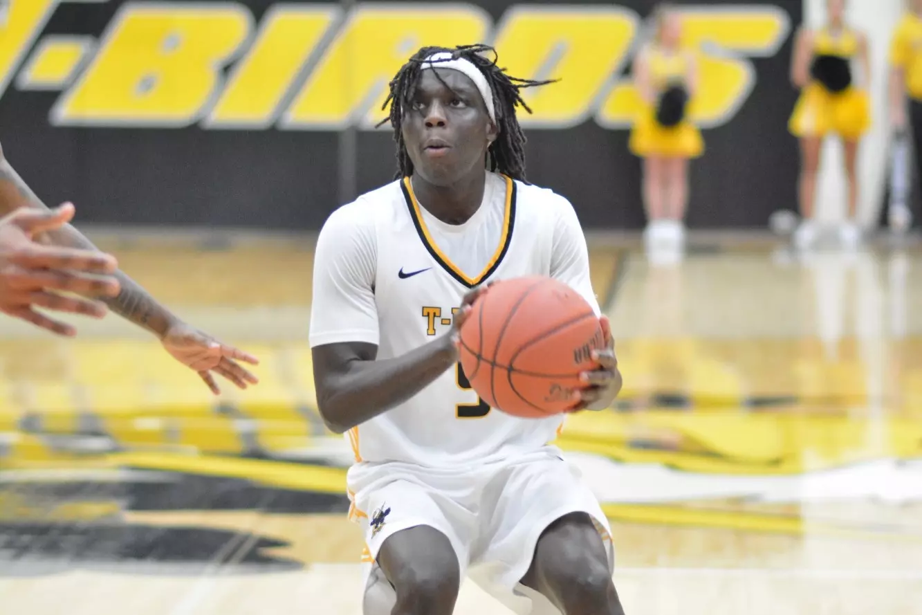 Kuel Akot Shooting a Three vs Dodge City - 2025