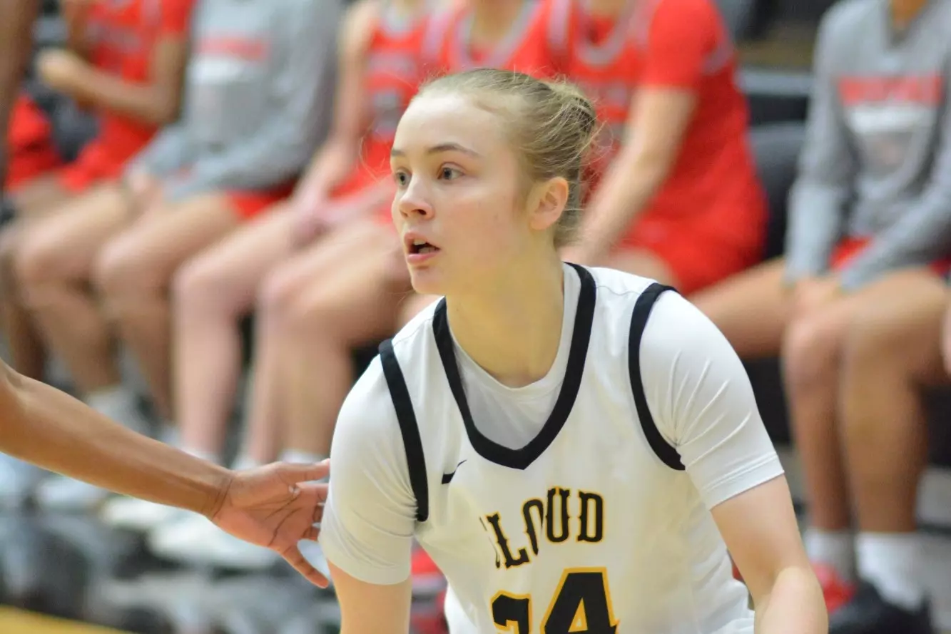 Amanda Makela Dribbling vs Coffeyville - 2025