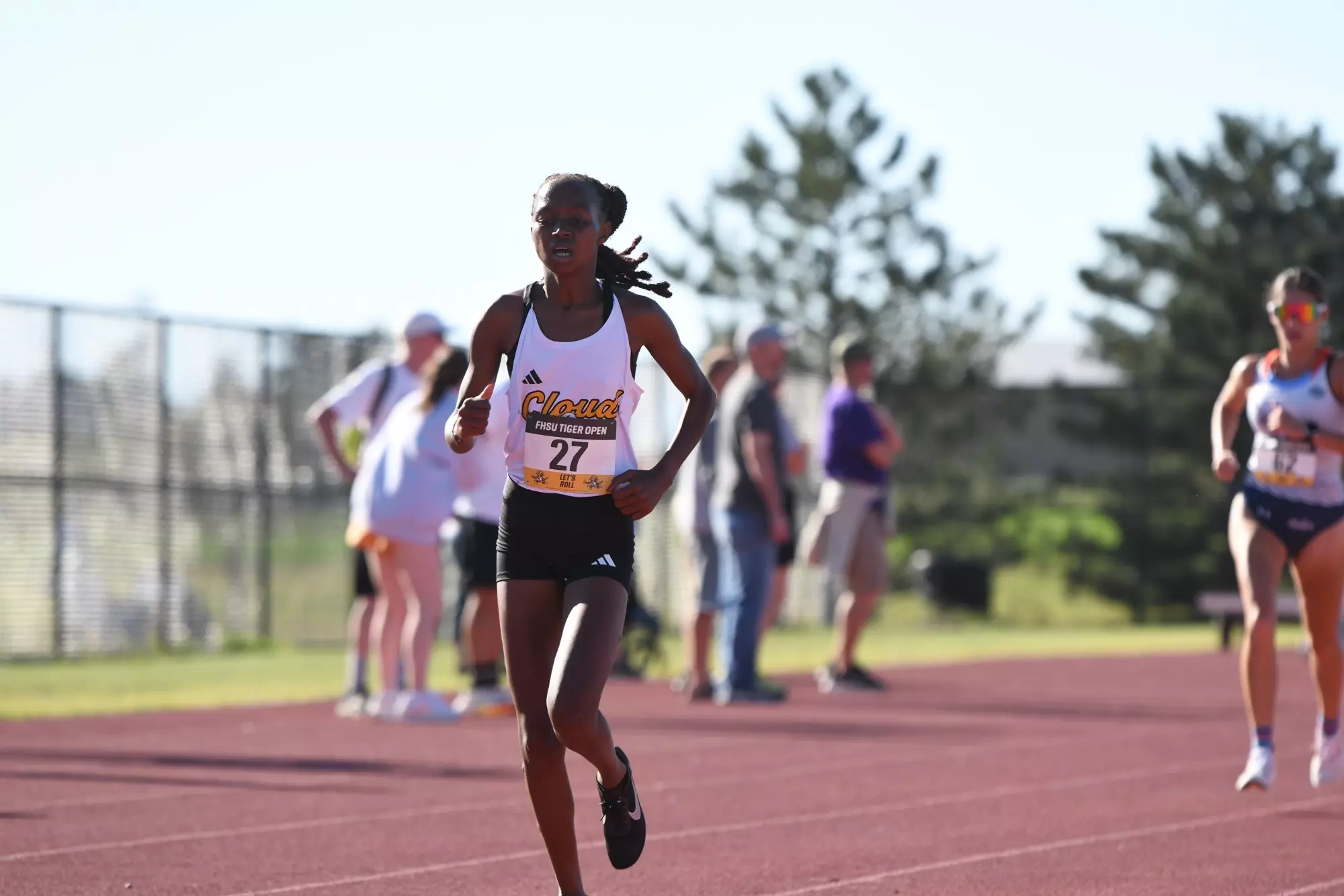 Faith Jepchumba Running at FHSU Tiger Open 2026