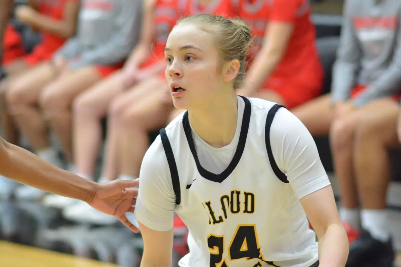 Amanda Makela Dribbling vs Coffeyville - 2025