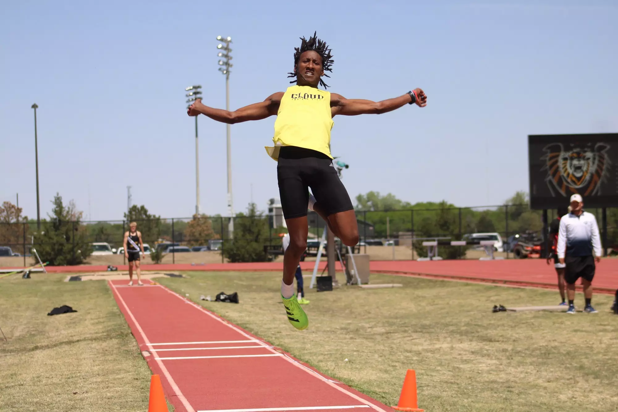 Jaymion Jones Competing in Long Jump at the 2026 Alex Francis Classic
