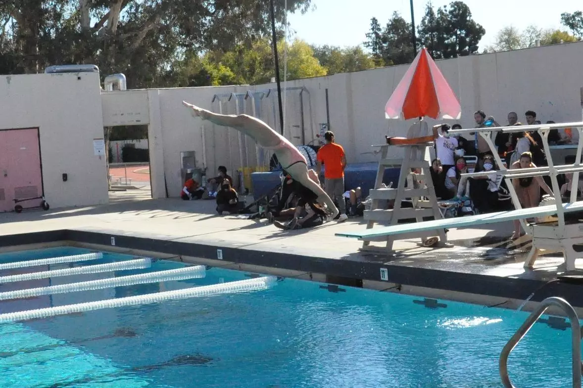 diving