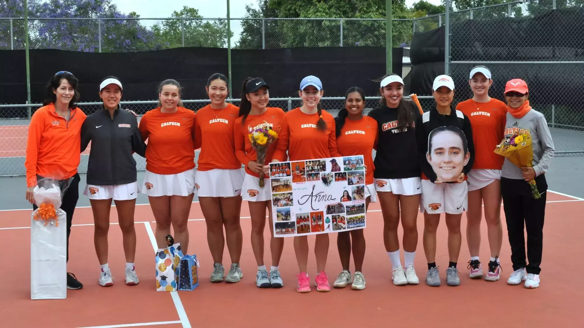Anna Szczuka and the Caltech Women's Tennis team
