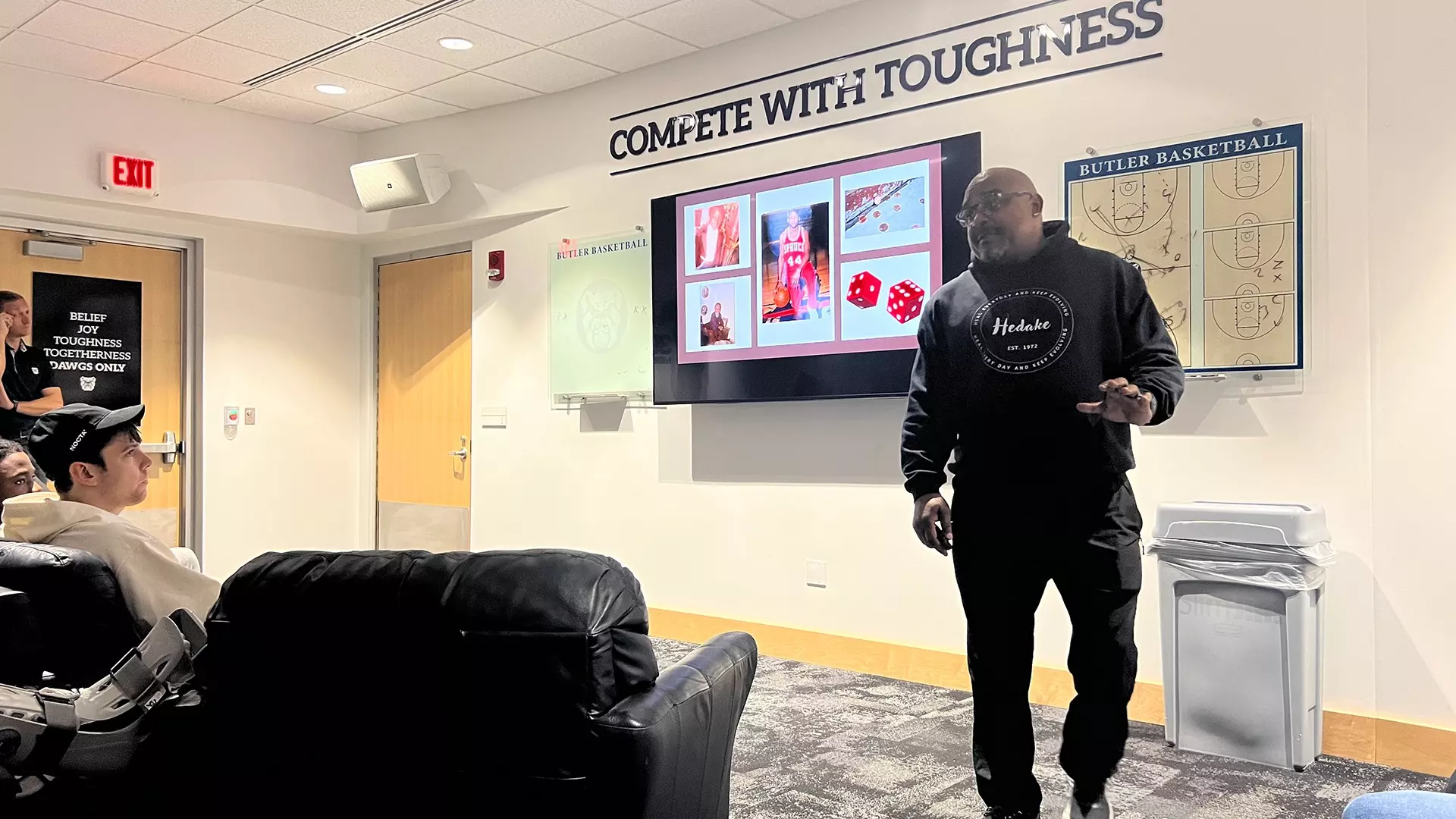 Former Arizona State men’s basketball student-athlete Stevin “Hedake” Smith led the EPIC education session with the Butler men’s basketball team. (Photo by Massillon Myers / NCAA) 