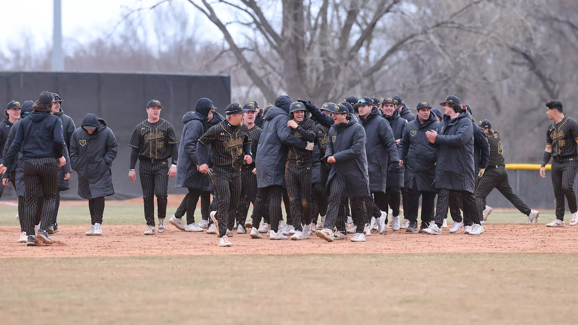 Titans Finish Series Sweep Of Blugolds University of Wisconsin Oshkosh