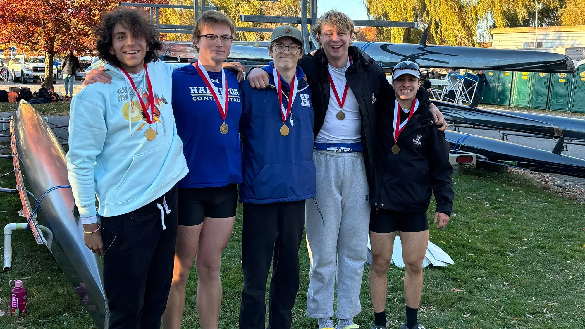 Men's rowing takes first in collegiate eights at Head of the Fish