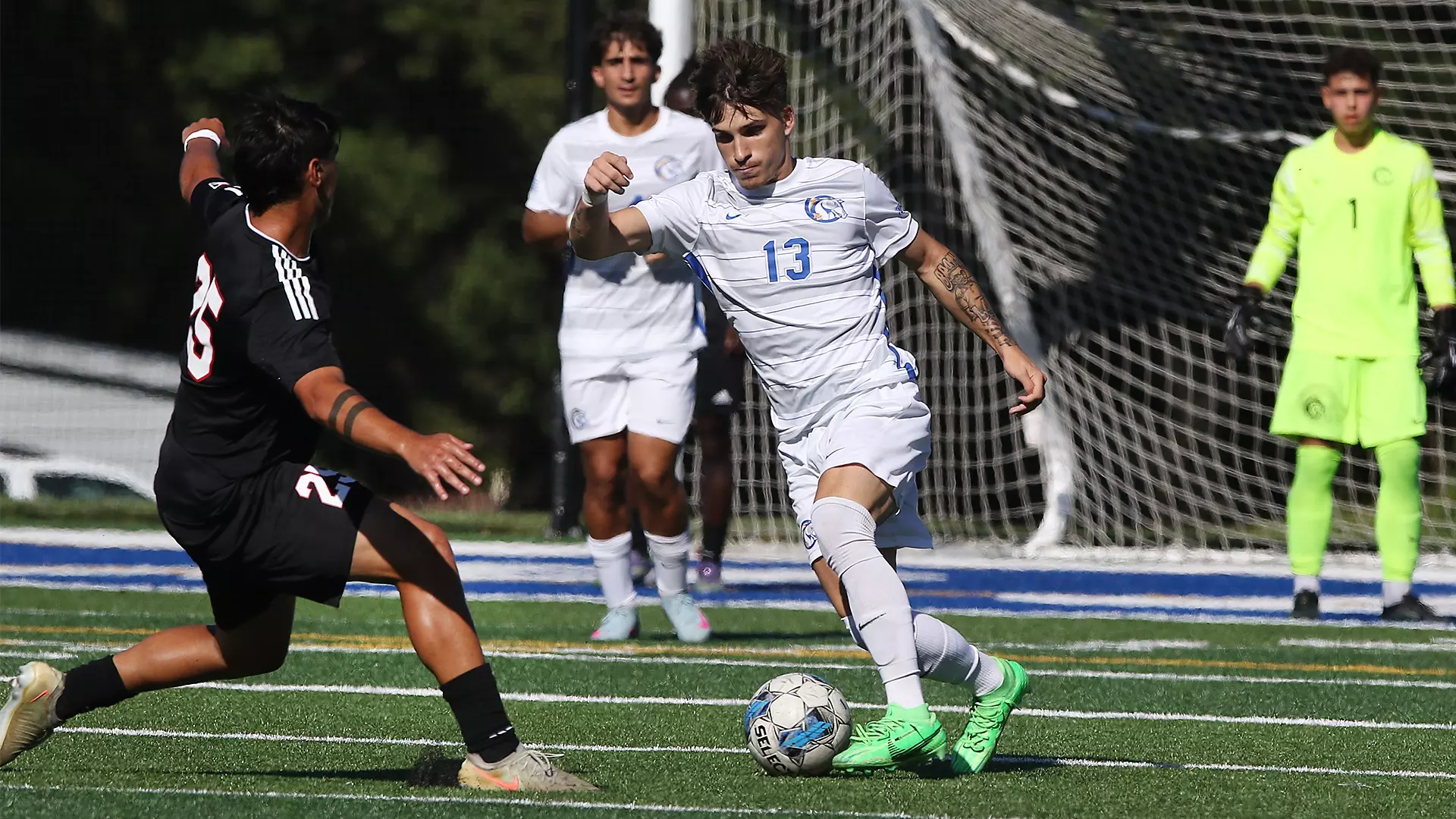 Arapi dribbling against Grand Valley
