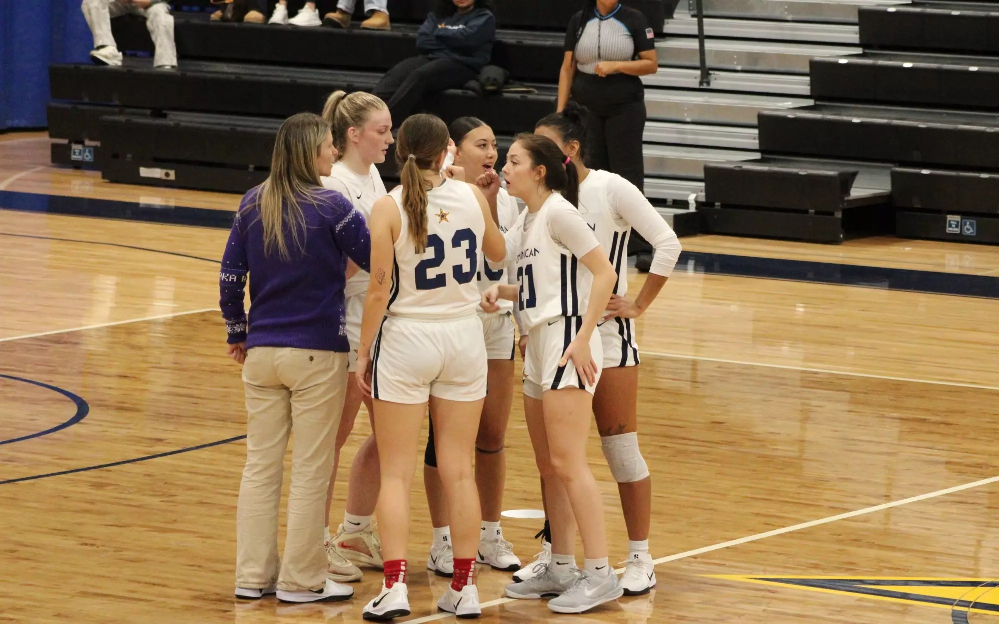 DUWBB Pregame Huddle