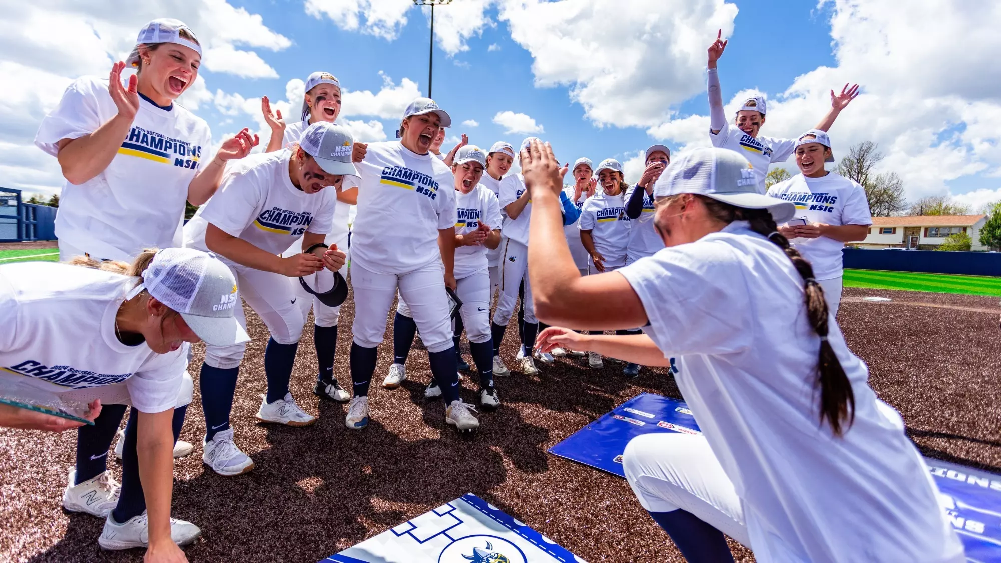 Softball_Champions