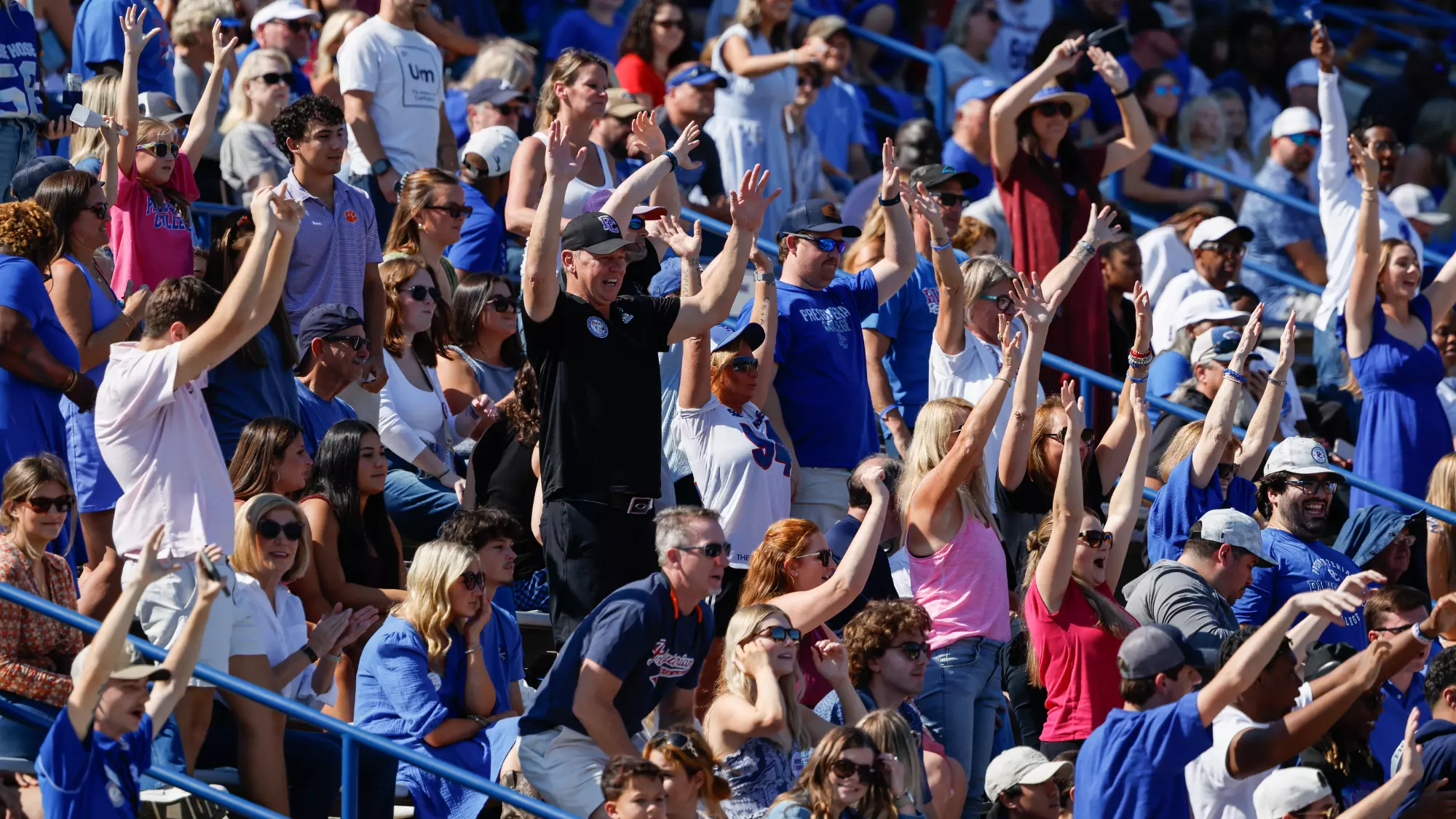 FB Crowd