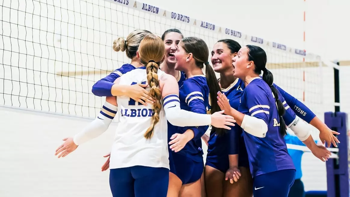 Women's Volleyball Celebrates