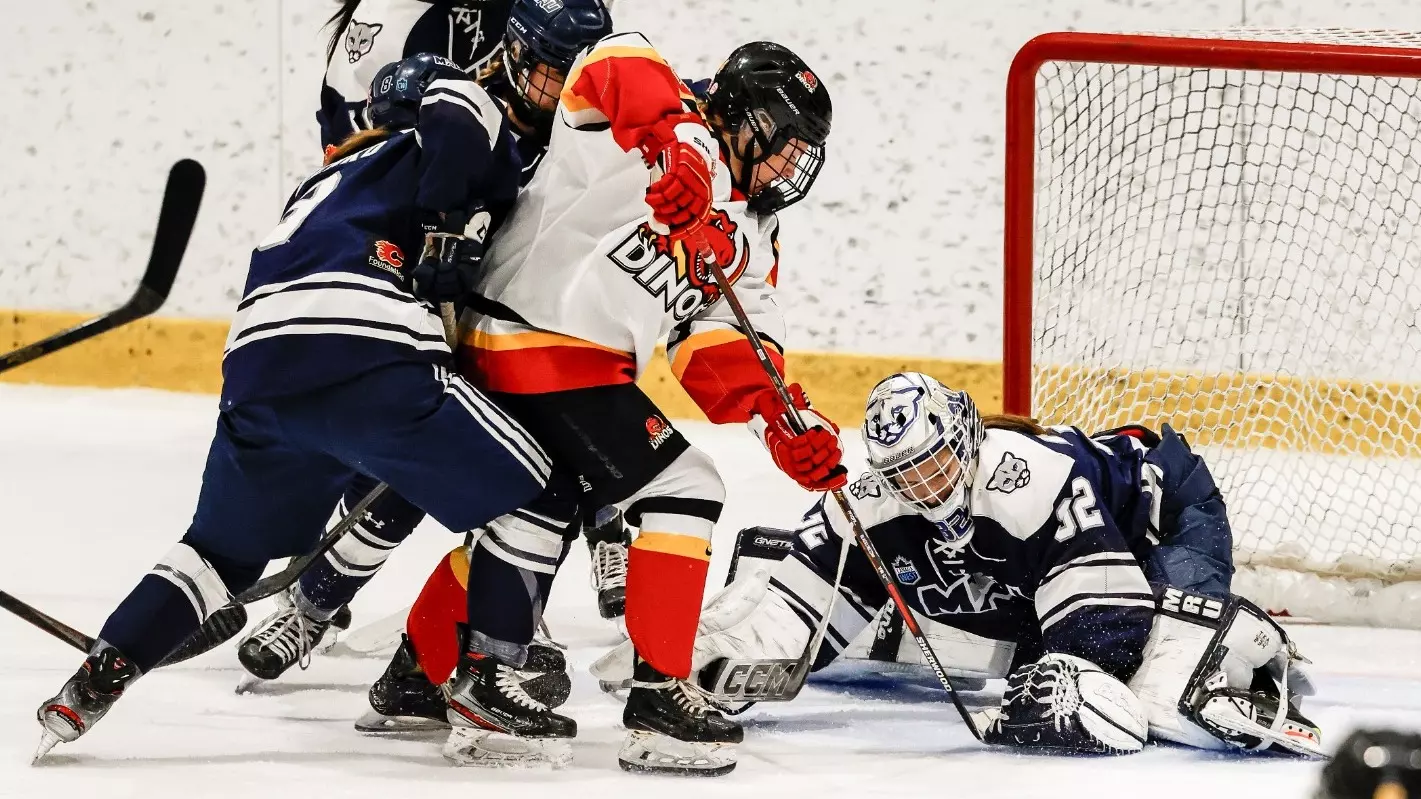 Dinos Women's Hockey
