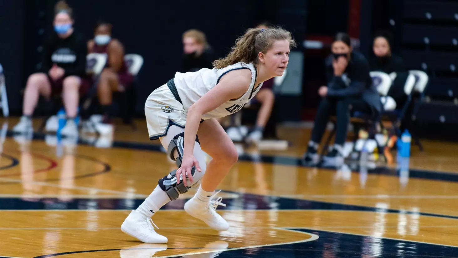 Cassiah Ray playing defense
