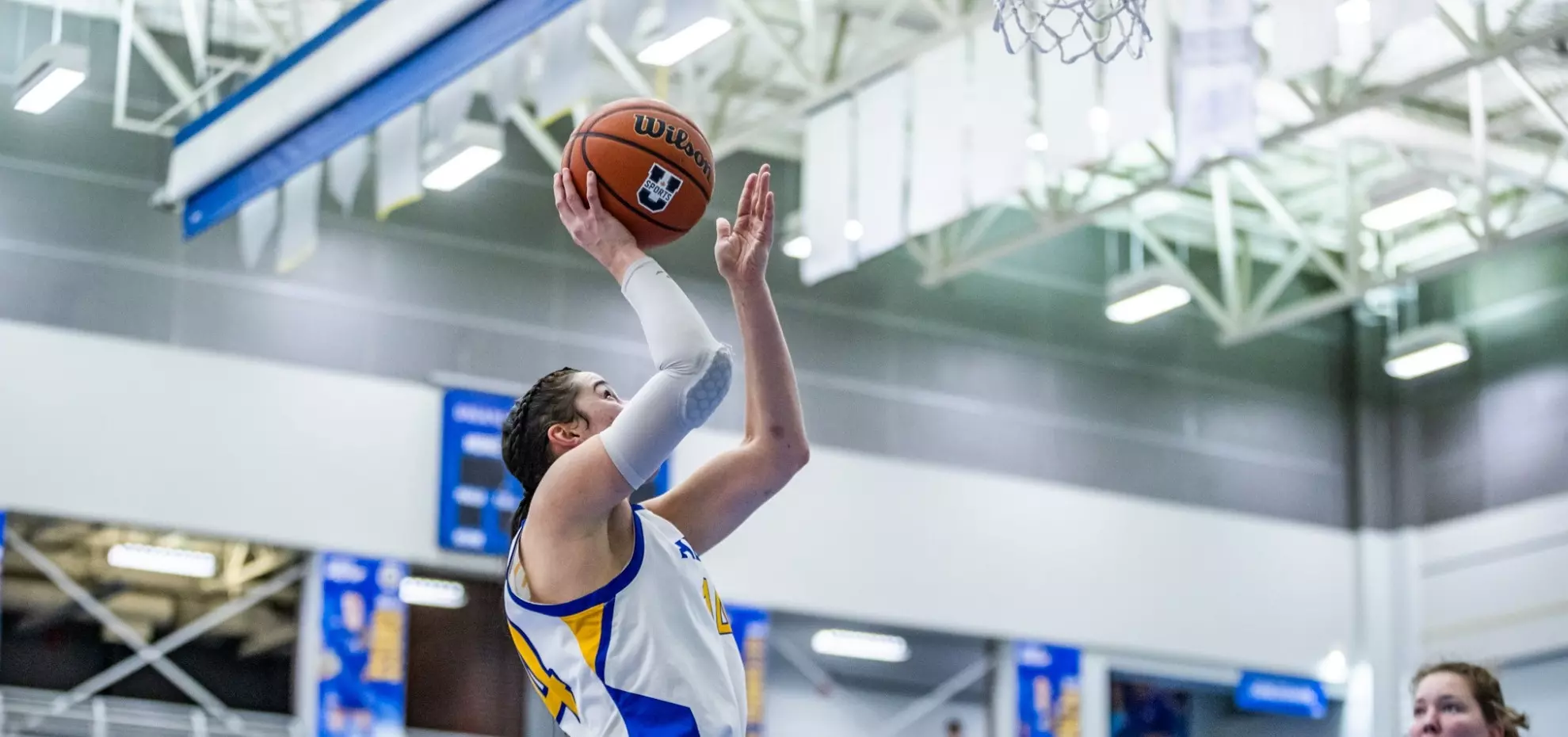 Kelsey Falk going up for a basket on Friday night against the Victoria Vikes