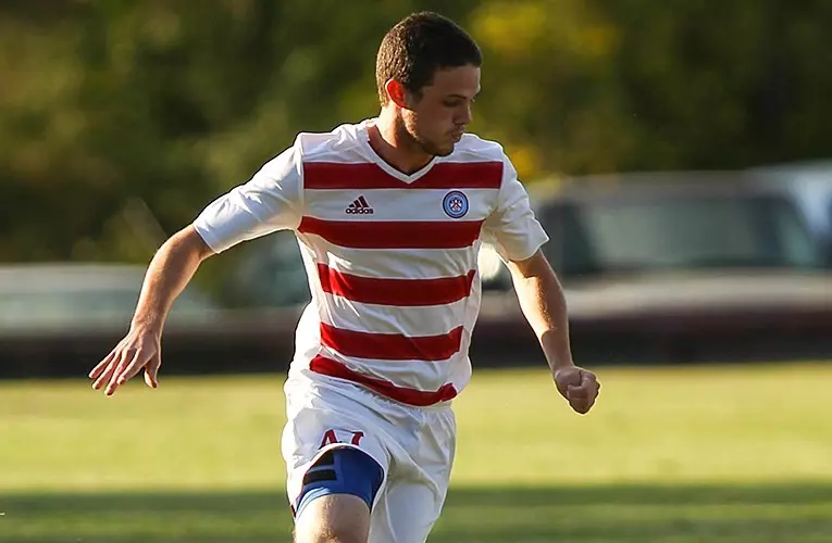 Sam Newman (Sean Donohue)