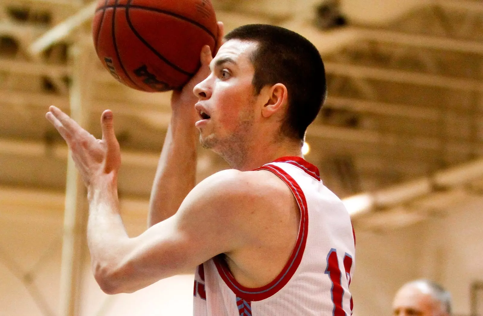 Joe Risinger (Sean Donohue)