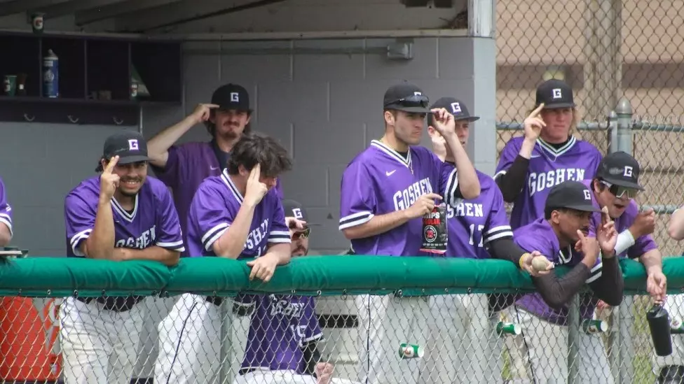 2023 baseball team in dugout