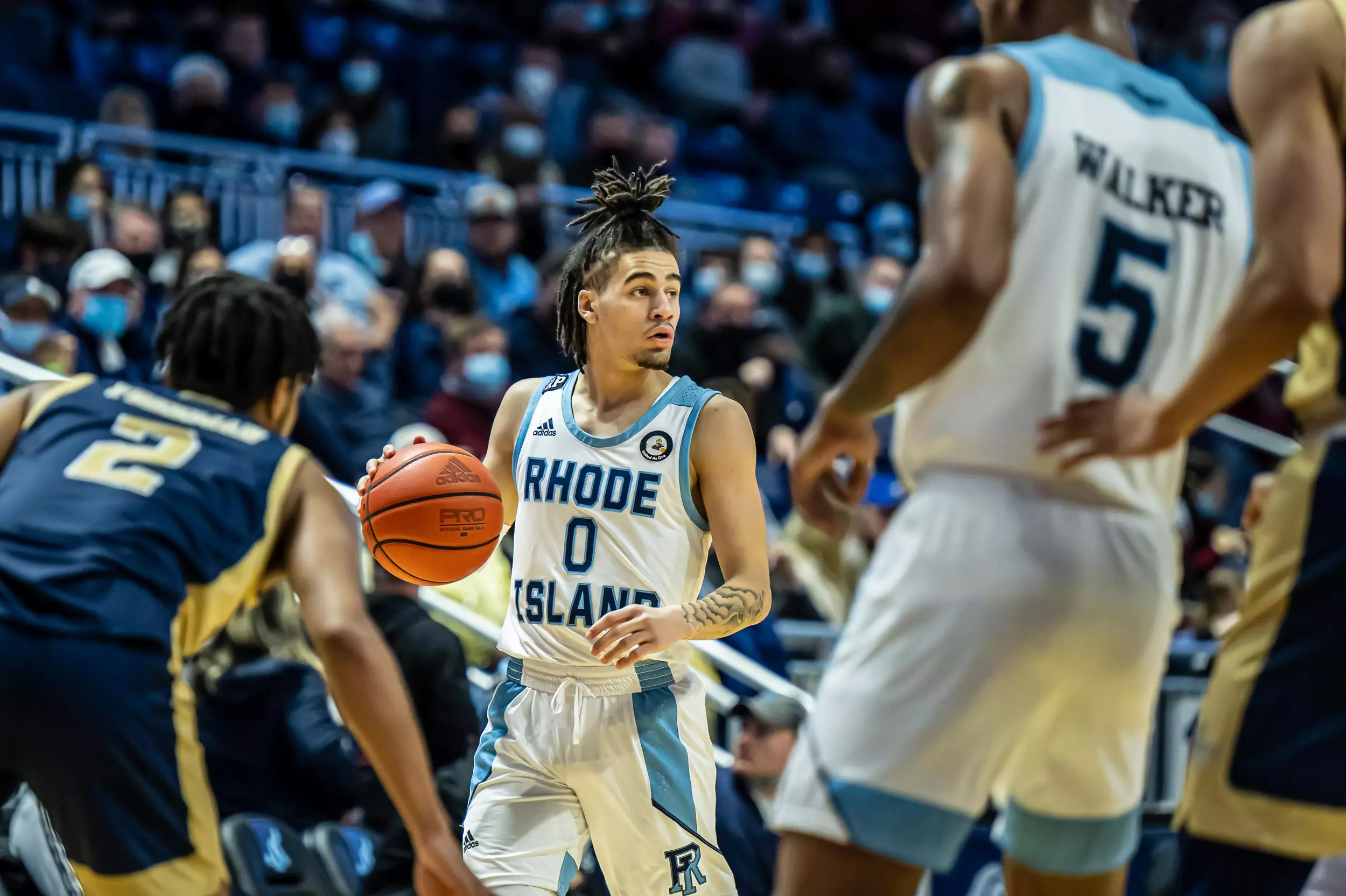 action-front-thomas-sebastian-020422