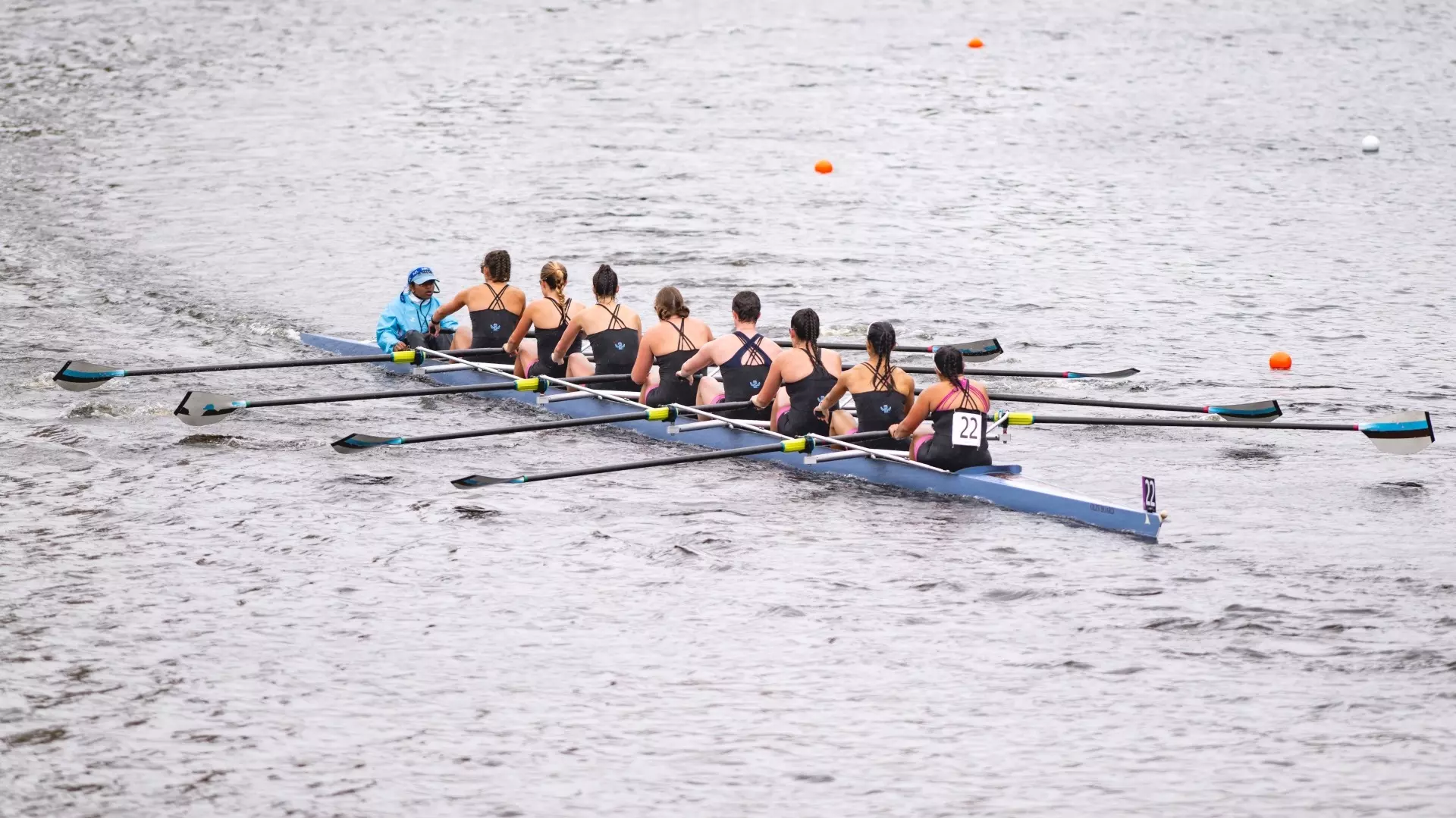 Women's Rowing Competes in Head of the Kevin on Charles River Tufts