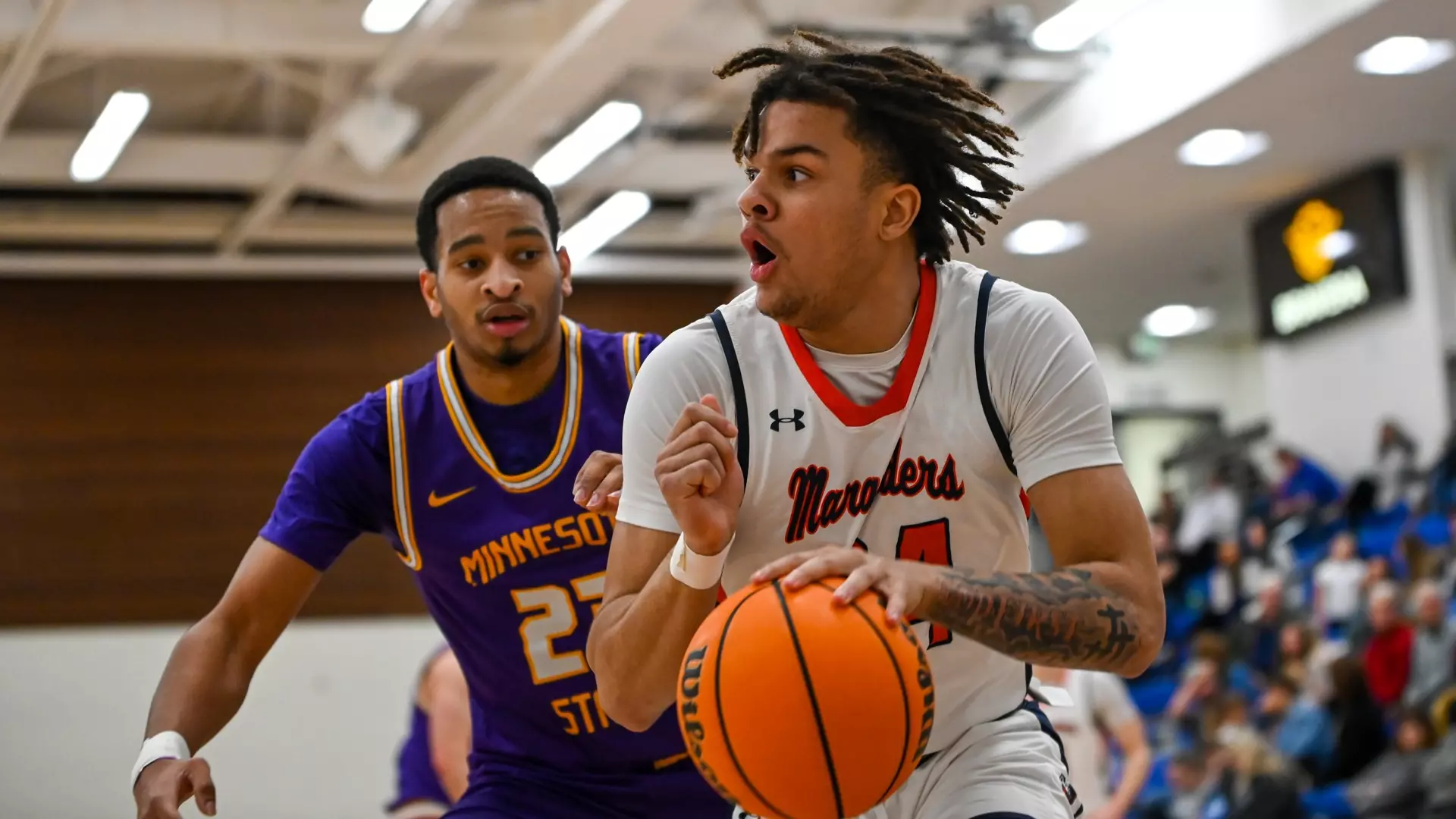 Tamarrein Henderson attacks the baseline