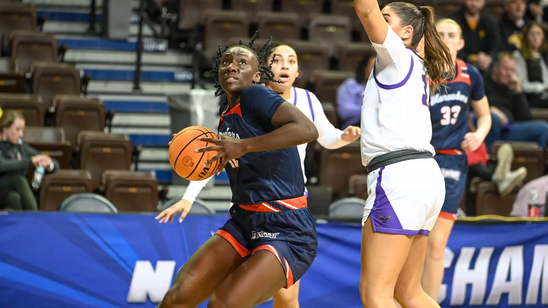Mo Hakim at NSIC tournament