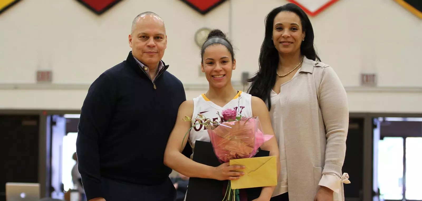 Bri Santiago_SeniorDay