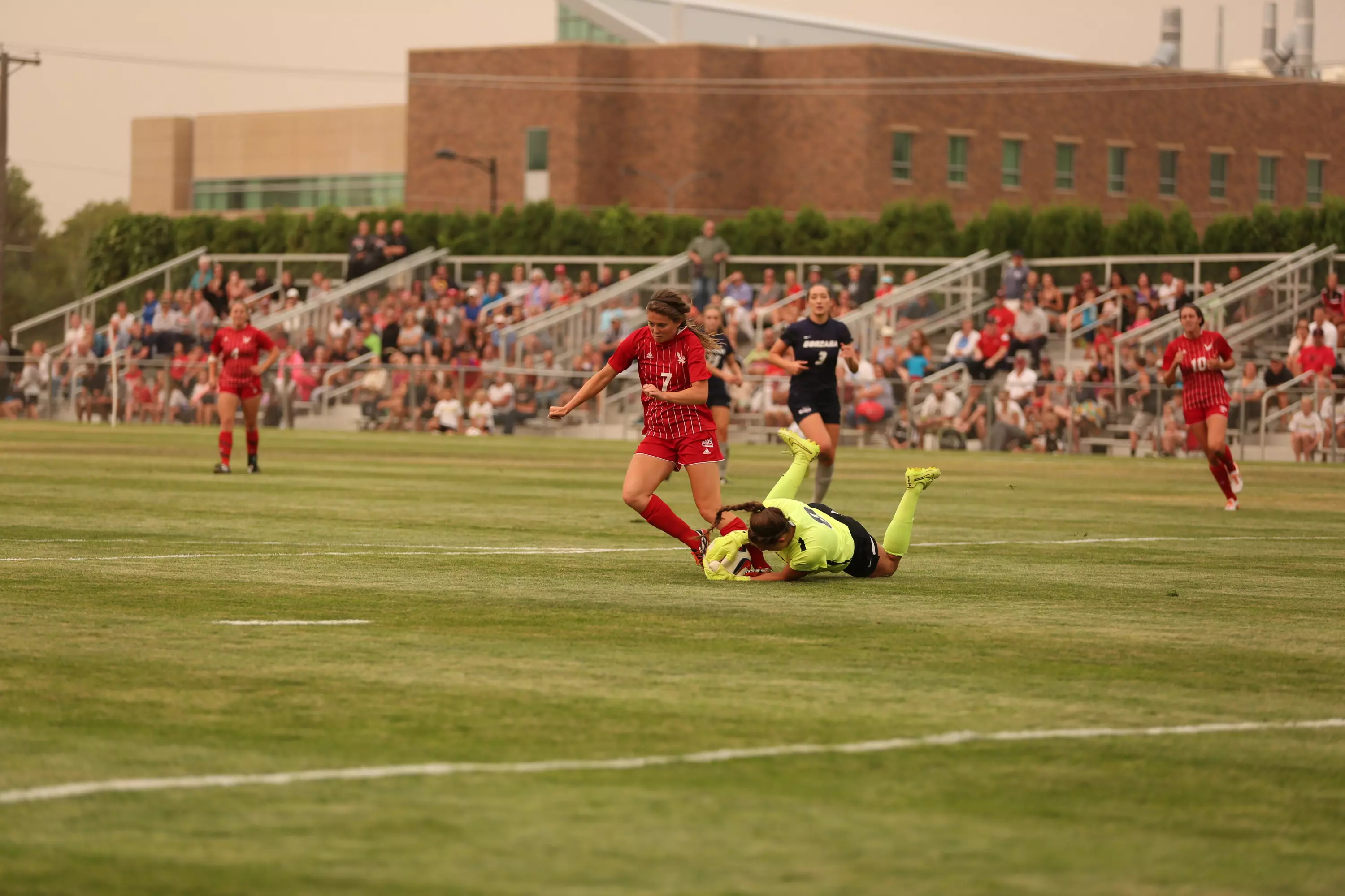 Tombari makes key stop in first half