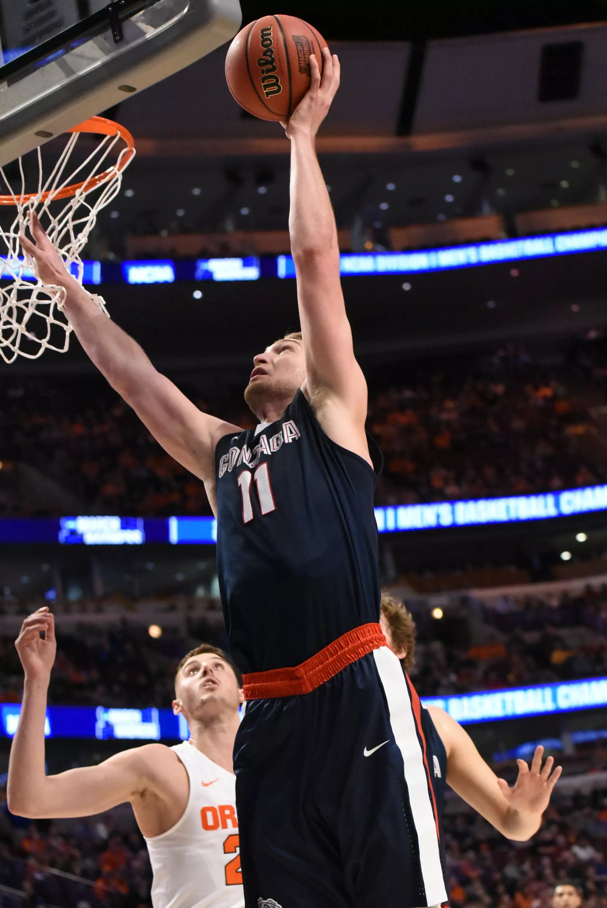 Sophomore Domantas Sabonis