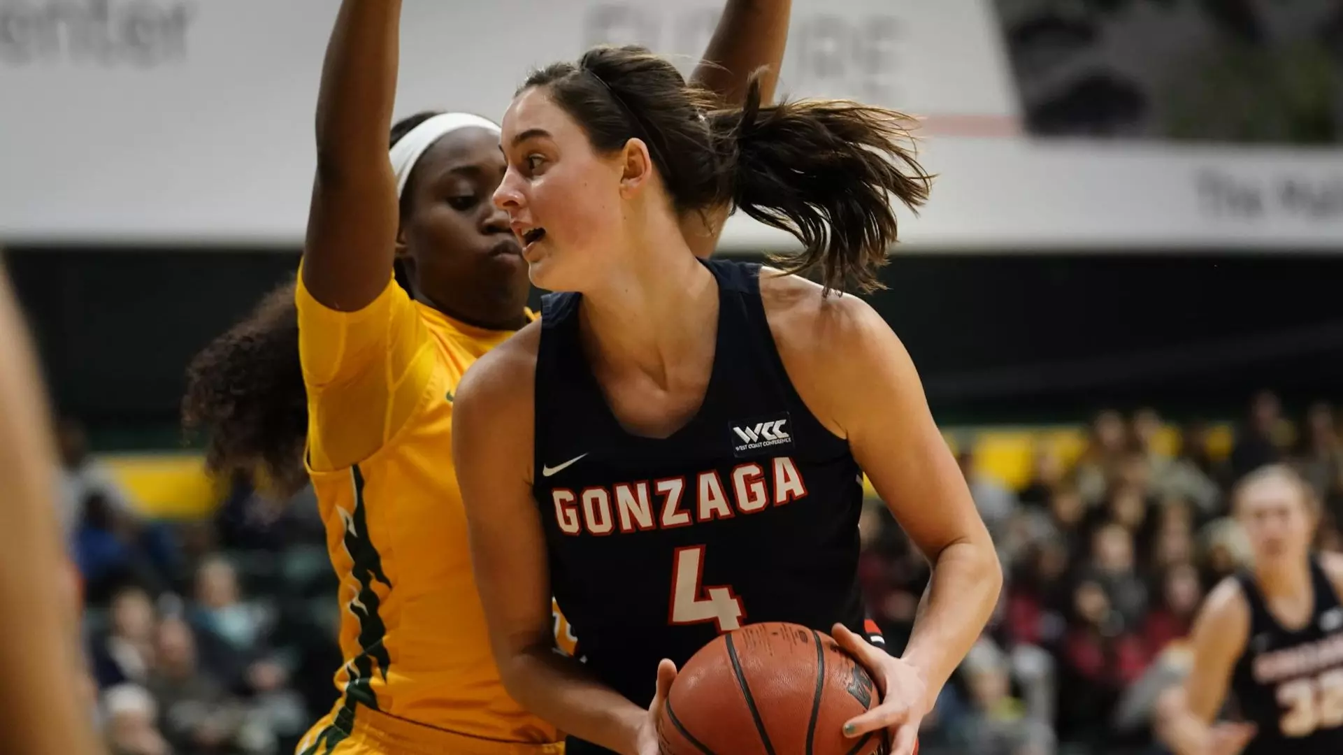 LeeAnne Wirth posts up at USF