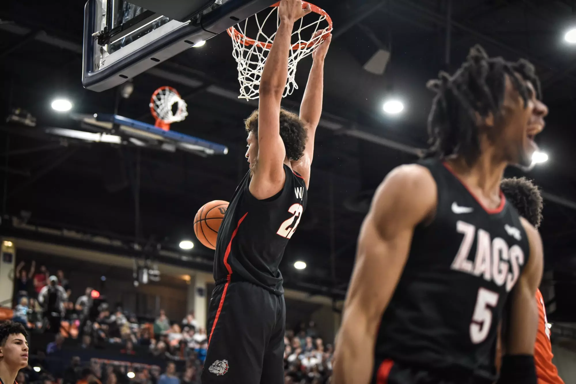 Anton dunk Pepperdine