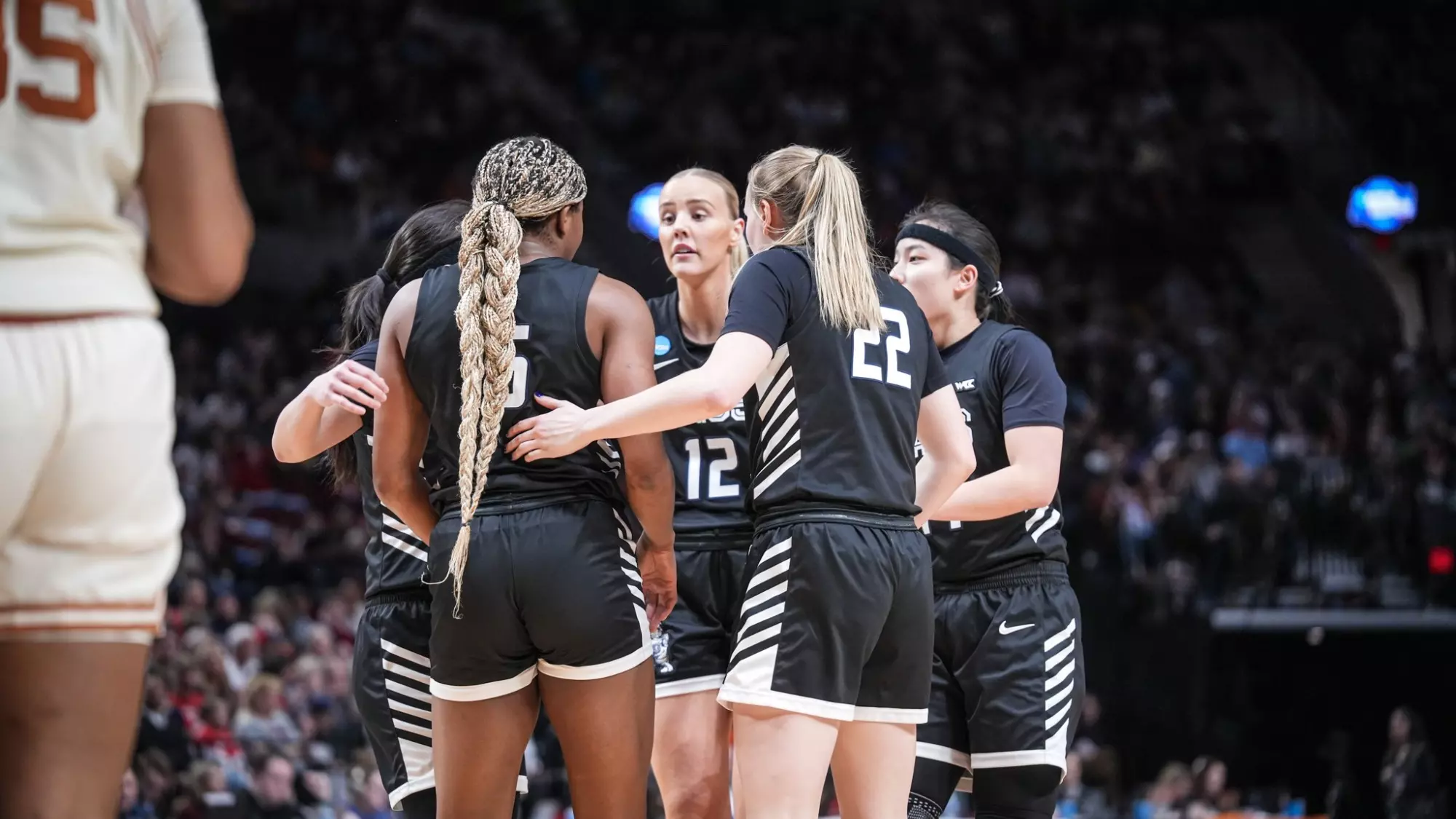 wbb huddle