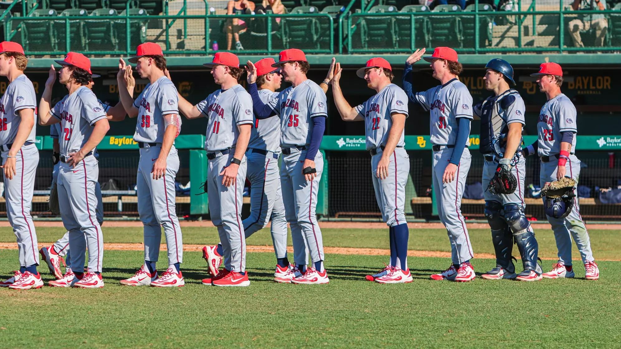 baseball team high five line baylor 2025