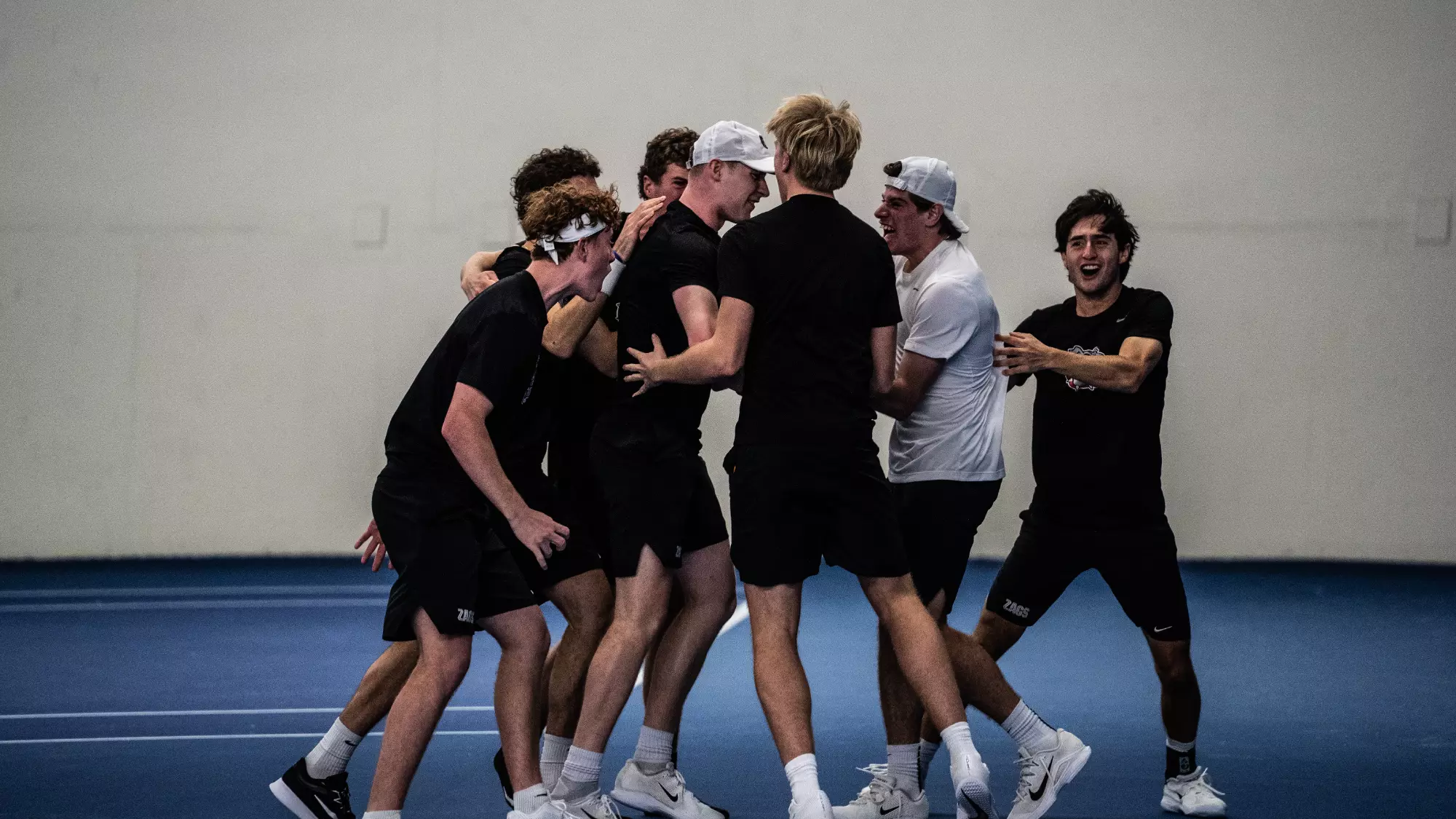 mten huddle