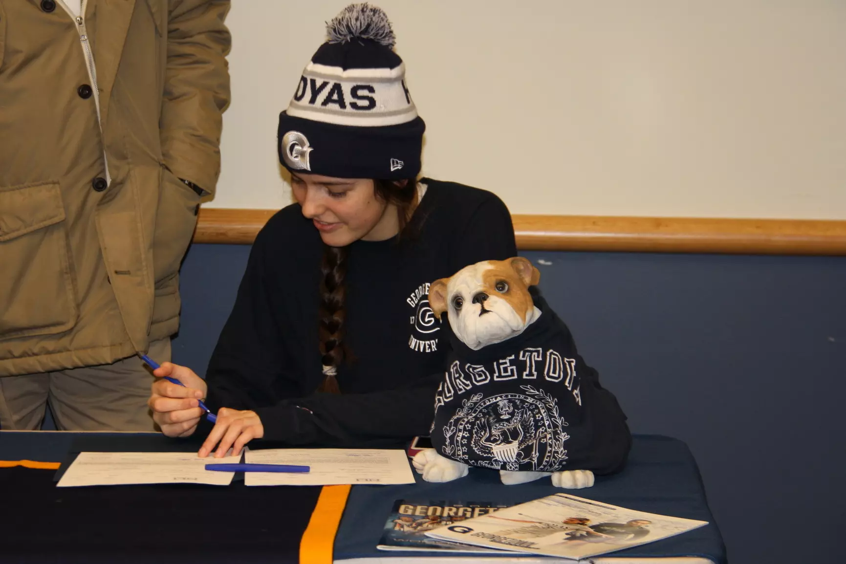 Georgetown University Head Women's Soccer Coach Dave Nolan announced today that seven student-athletes have signed National Letters of Intent to attend the University and play on the Hilltop.