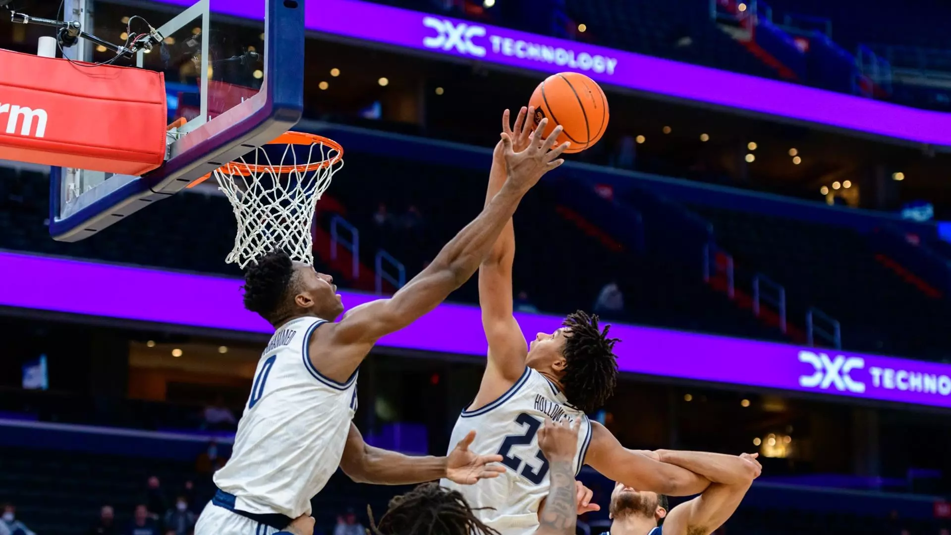 MBB vs. Longwood - Mohammed & Holloway