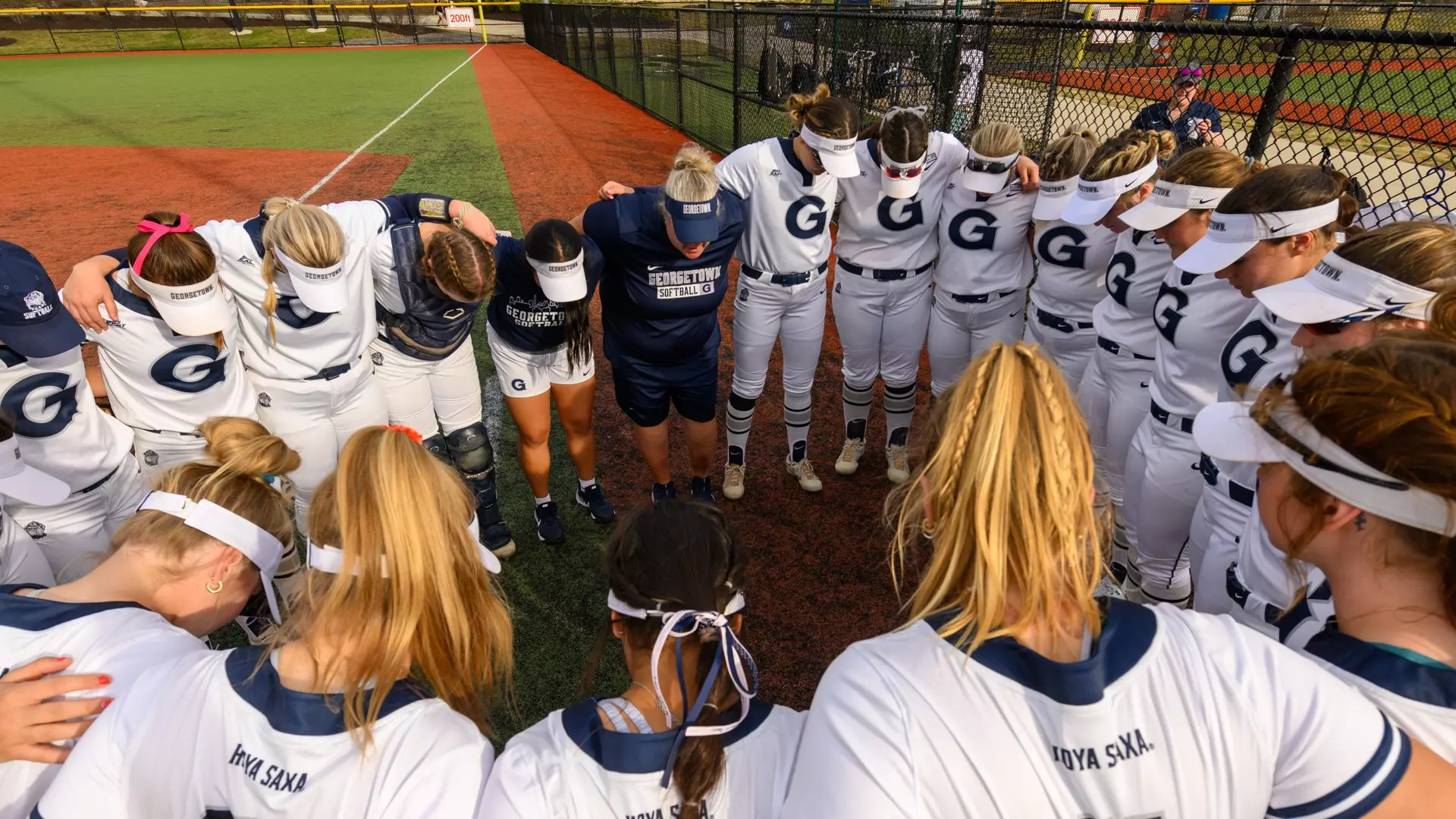 Softball vs UConn