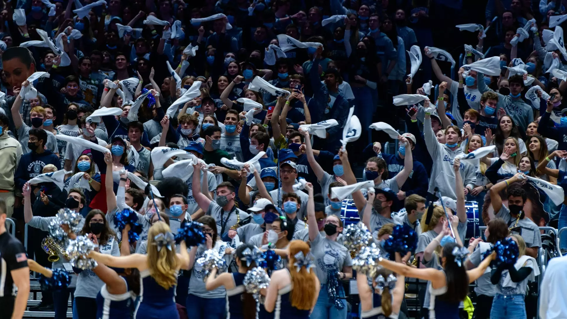 Mens Basketball vs Syracuse - crowd image