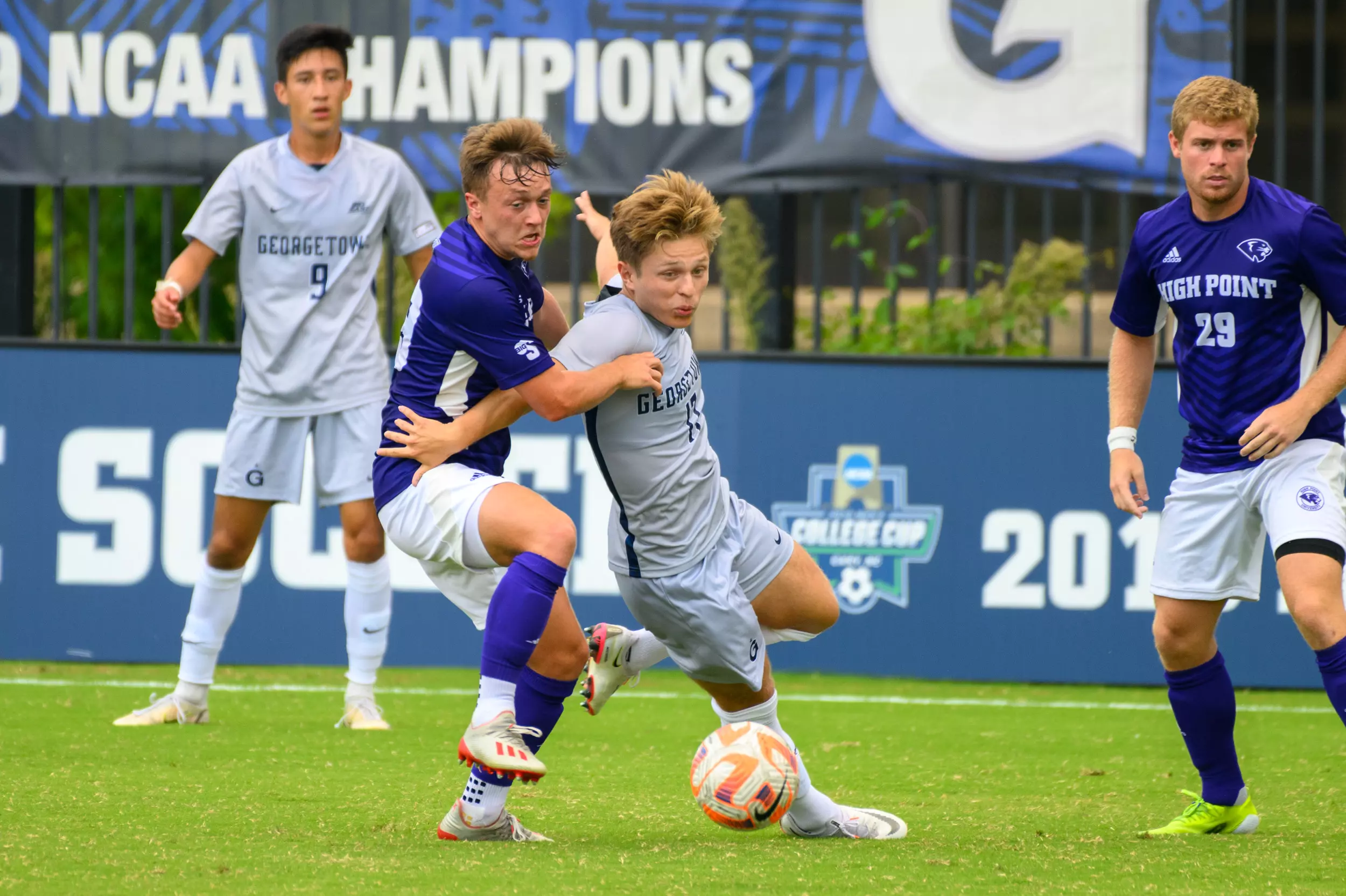 Menâ??s Soccer vs High Point