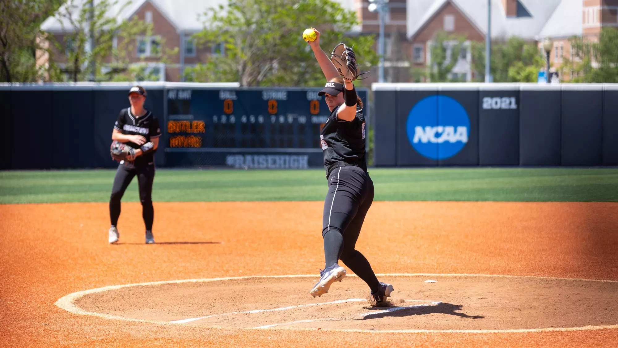 Softball - Marina Egbert Pitching