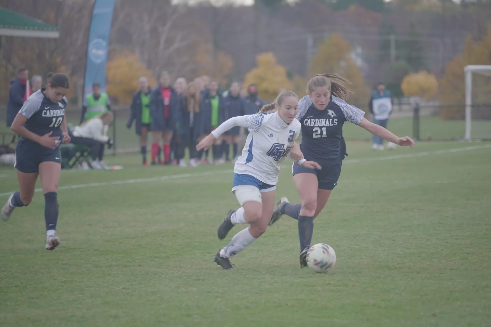 Lakers Fall to SVSU in Penalty Kicks in GLIAC Semifinals Grand Valley