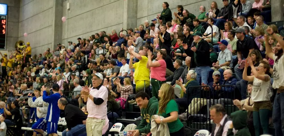 HSU basketball crowd cheers