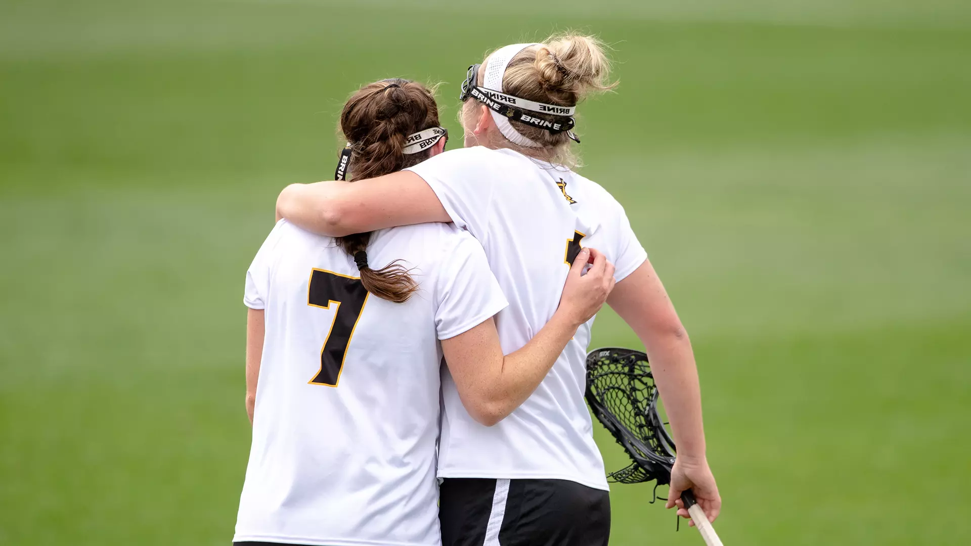 Lax_Hug