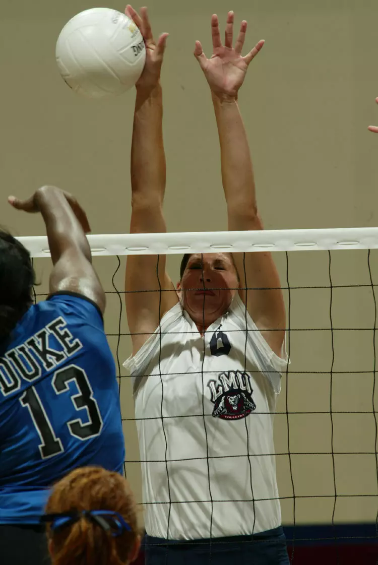 Senior Kelli Nerison ranks seventh in the nation in blocks per game.