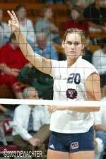 Junior Krista Houseman equals a career-high 12 kills Tuesday night in 3-0 win over Cal State Fullerton.