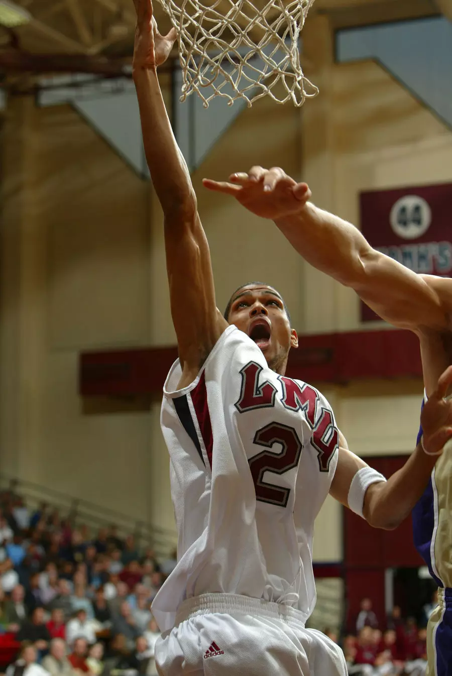 Daryl Pegram's rebound in the final 20 seconds helped set-up the game winner.
