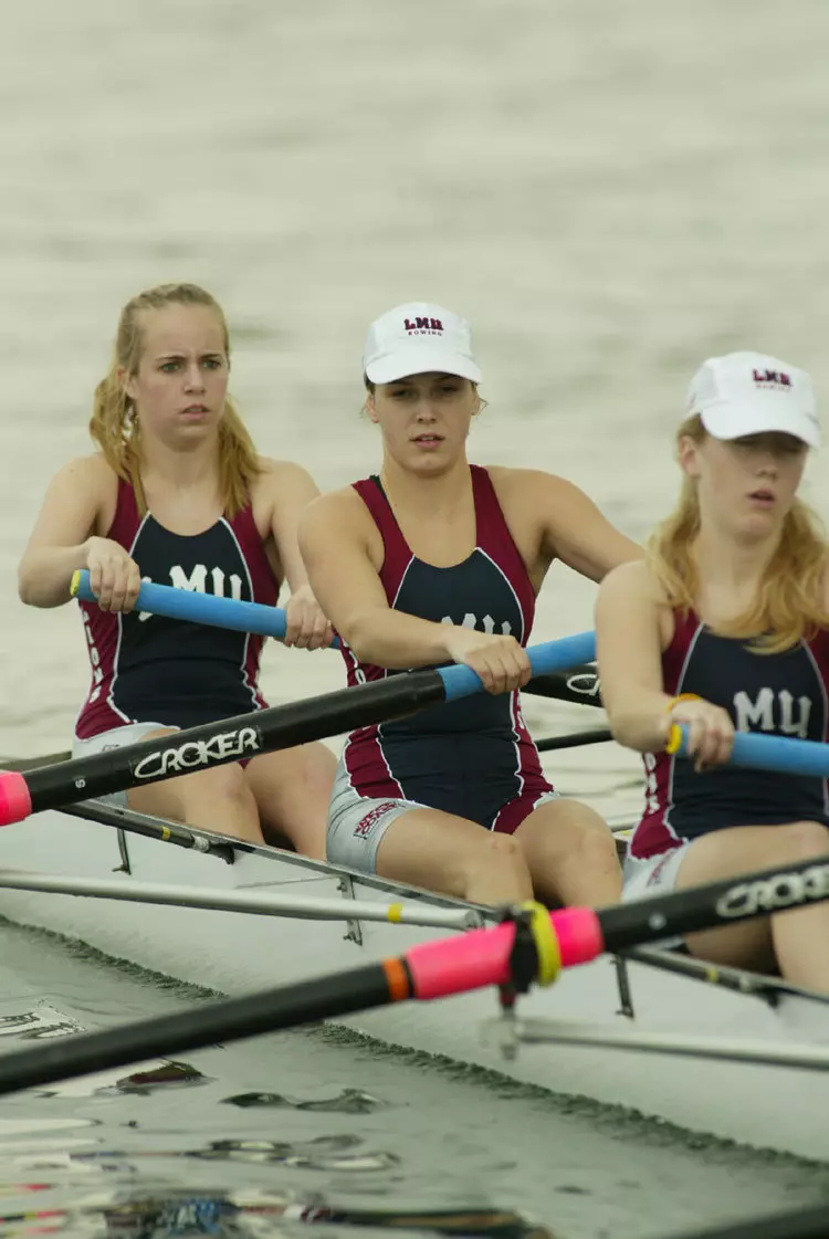 The Women's Light 8, competing for the first time since 1989, advanced to the Grand Final Sunday.