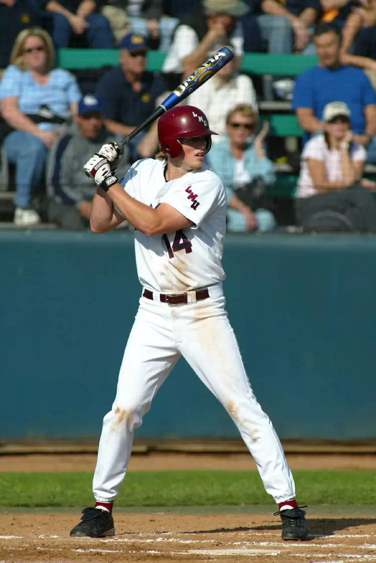 Junior Kyle Mura went 2-for-4 with one RBI and one run scored.